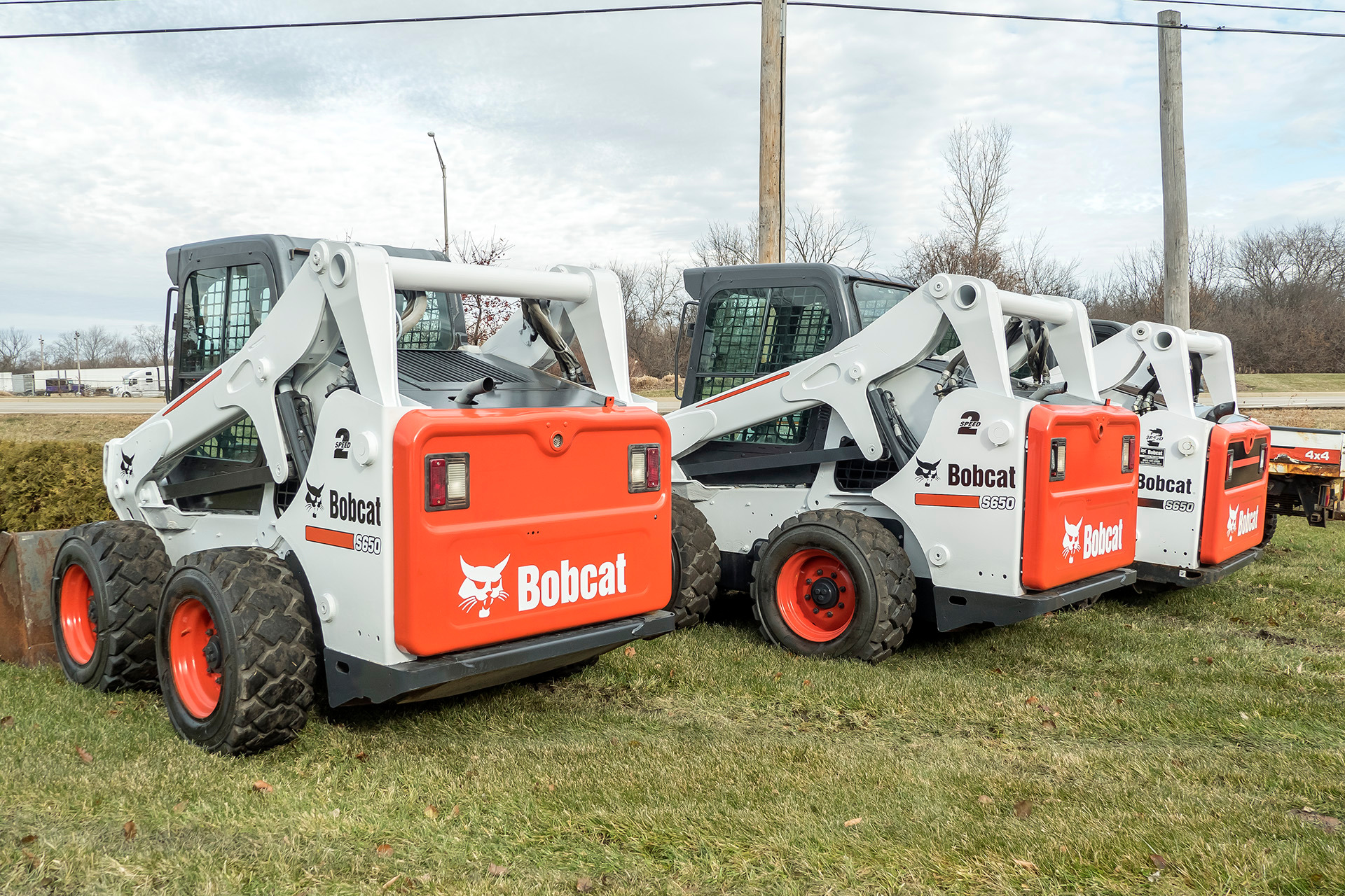 Used-2011-BOBCAT-S650-Skid-Steer-ONLY-980-HOURS-SERVICED