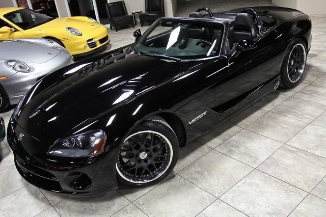 New-2003-Dodge-Viper-SRT-10