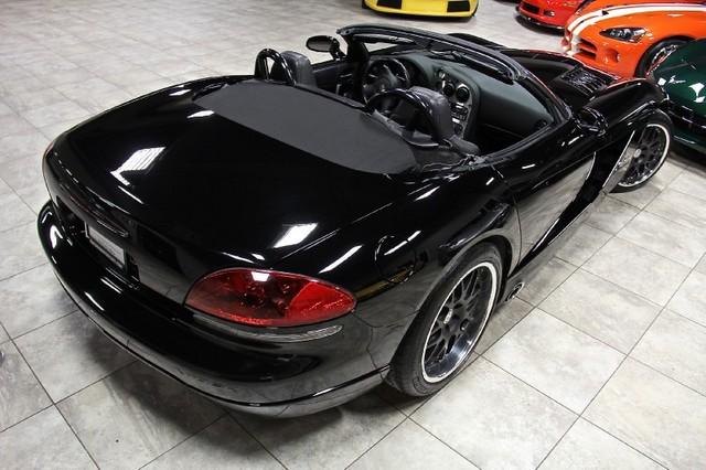 New-2003-Dodge-Viper-SRT-10