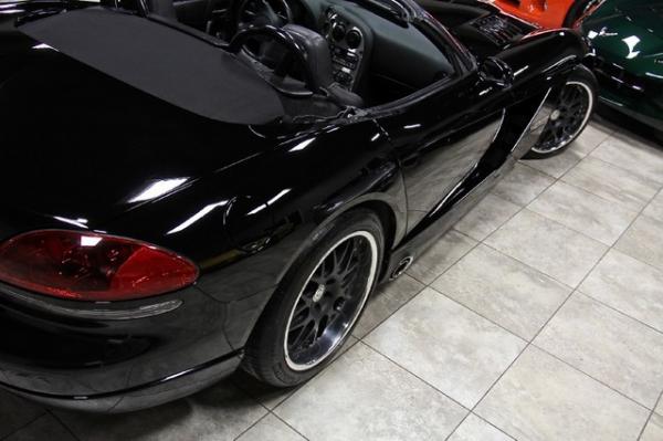 New-2003-Dodge-Viper-SRT-10