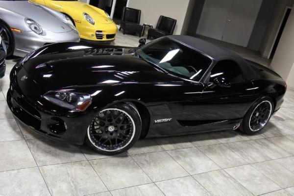 New-2003-Dodge-Viper-SRT-10