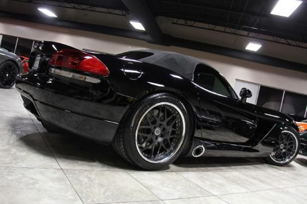 New-2003-Dodge-Viper-SRT-10