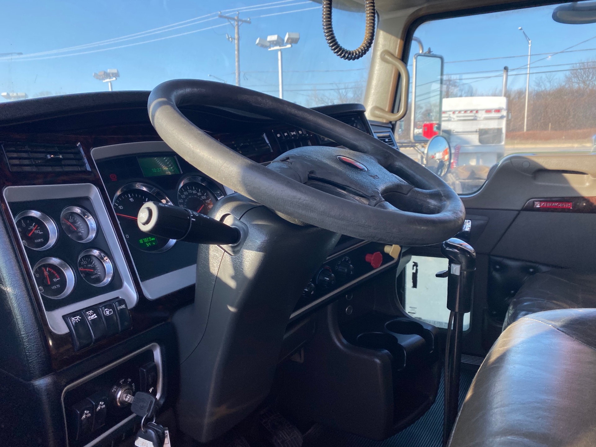 Used-2012-Kenworth-W900-Sleeper