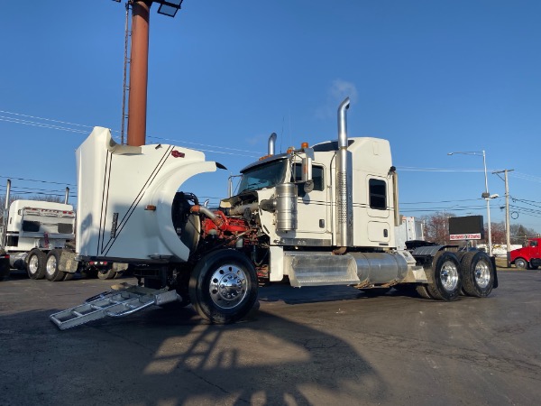 Used-2012-Kenworth-W900-Sleeper