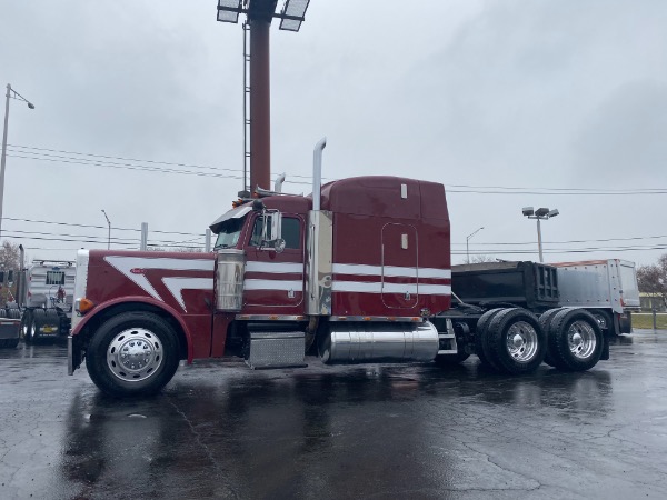 Used 2000 Peterbilt 379 Sleeper for sale Sold at Chicago Motor Cars in West Chicago IL 60185 3