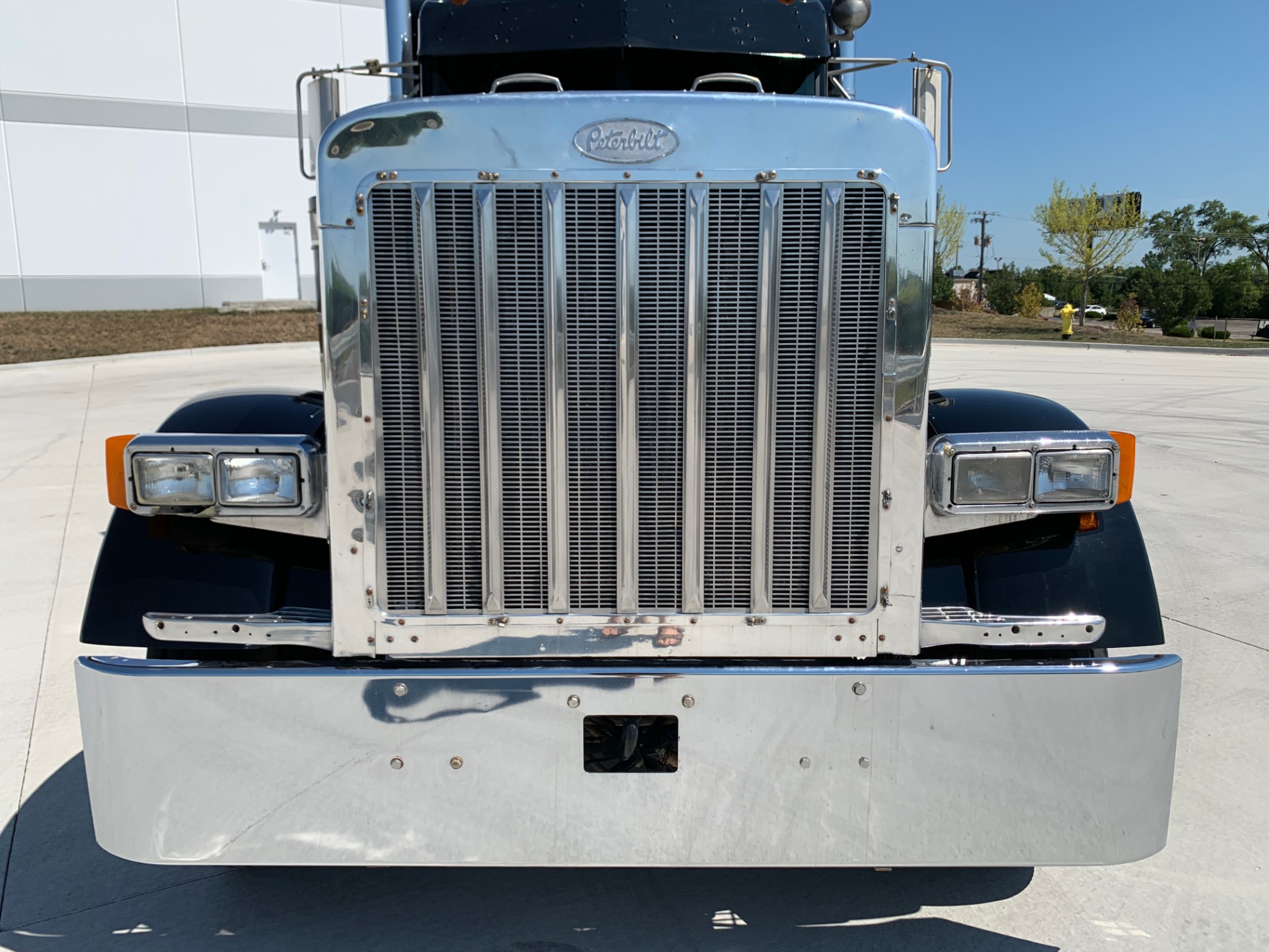 Used-1998-Peterbilt-379-Sleeper---CAT-3406---550-HP---SUPER-CLEAN