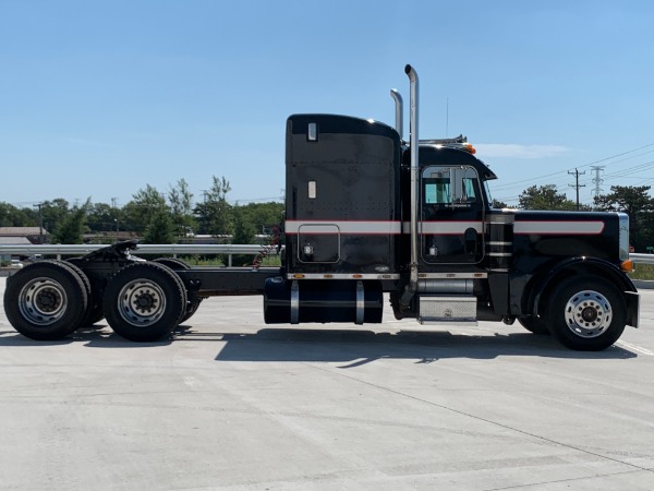 Used 1998 Peterbilt 379 Sleeper - CAT 3406 - 550 HP - SUPER CLEAN! for sale Sold at Chicago Motor Cars in West Chicago IL 60185 4