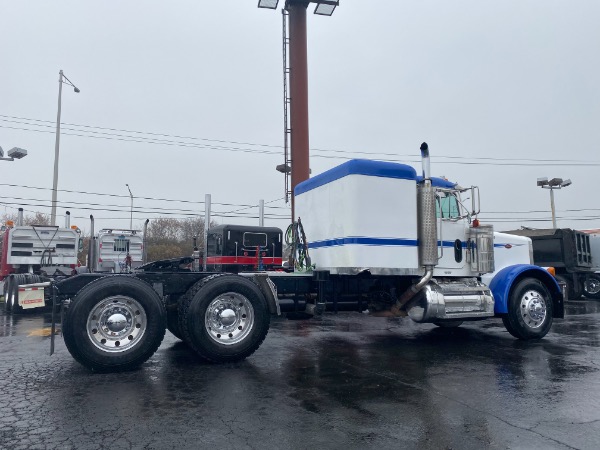 Used 2004 Peterbilt 379 Sleeper for sale Sold at Chicago Motor Cars in West Chicago IL 60185 4