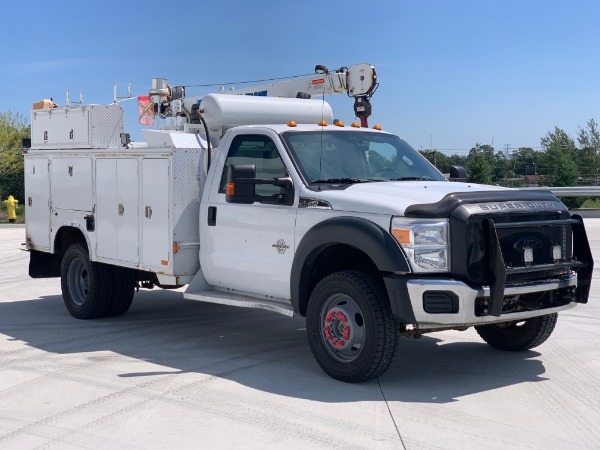 Used-2013-Ford-F550-XLT-4X4-Service-Truck