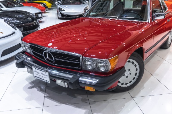 Used 1987 Mercedes-Benz 560SL Roadster Hard Top! Classic Color Combination! for sale Sold at Chicago Motor Cars in West Chicago IL 60185 4