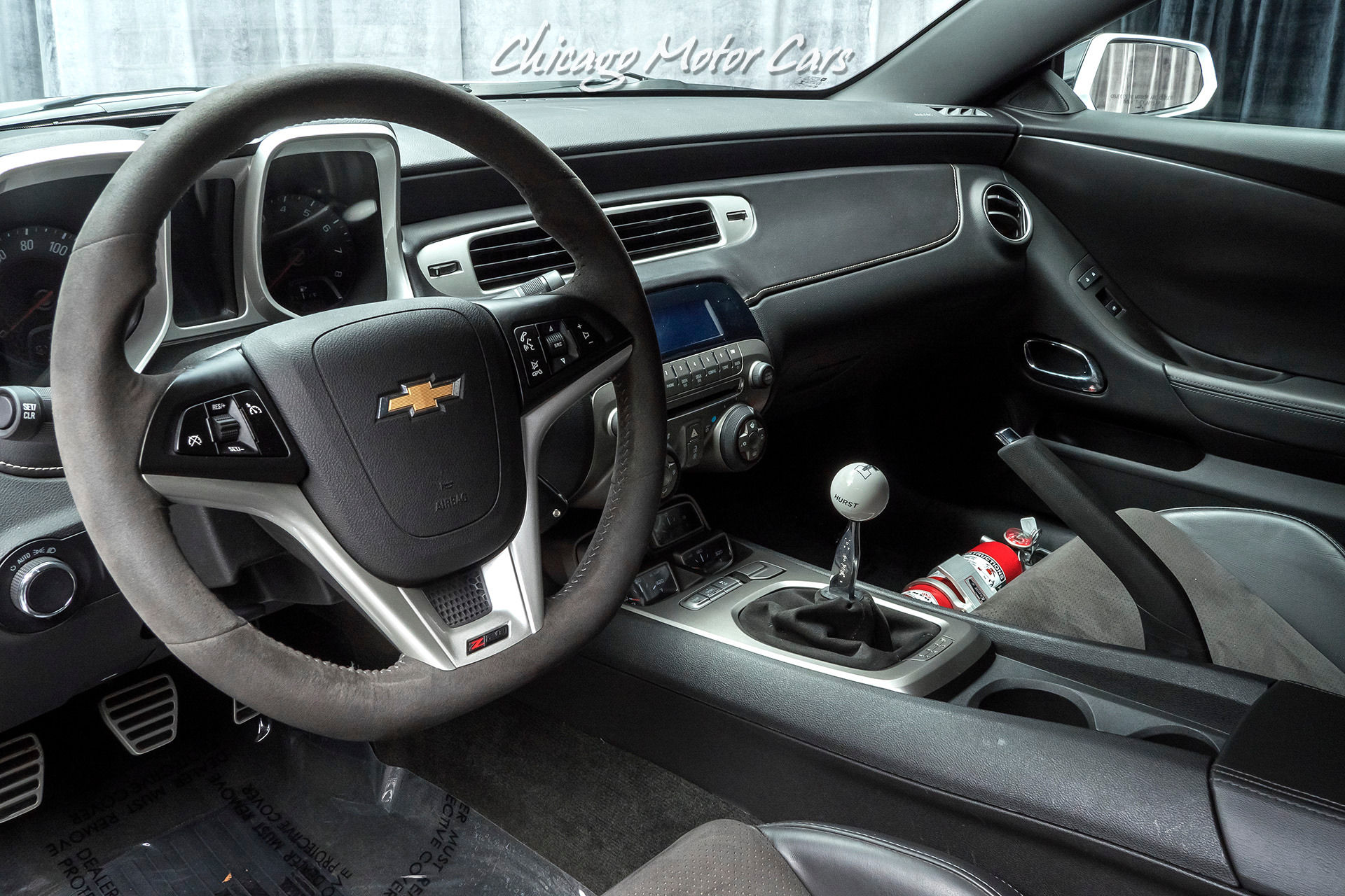 Used-2014-Chevrolet-Camaro-Z28-Air-Conditioning-and-Audio