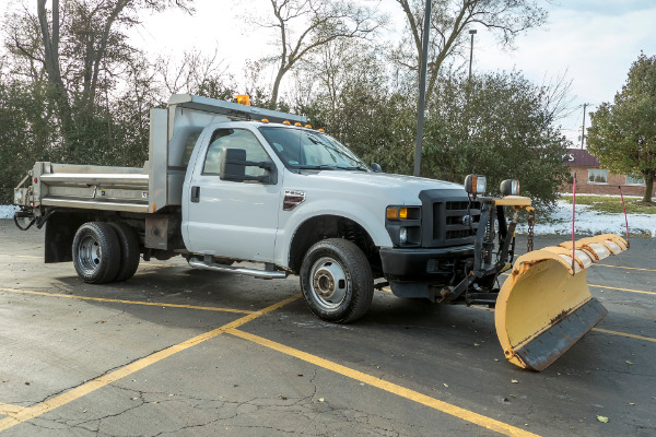 Used 2009 Ford F-350 XL Super Duty with Snow Plow/Spreader for sale Sold at Chicago Motor Cars in West Chicago IL 60185 3