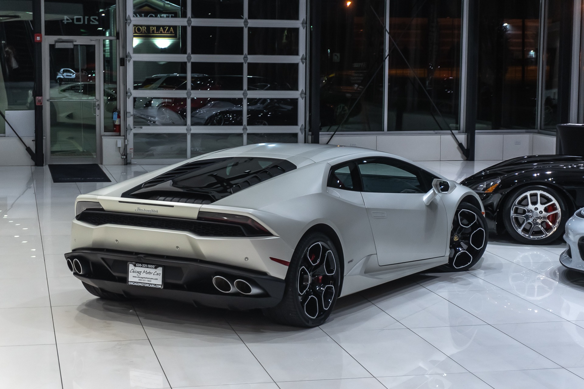 Used-2015-Lamborghini-Huracan-LP-610-4-MSRP-296K-BIANCO-CANOPUS-14K-OPTION