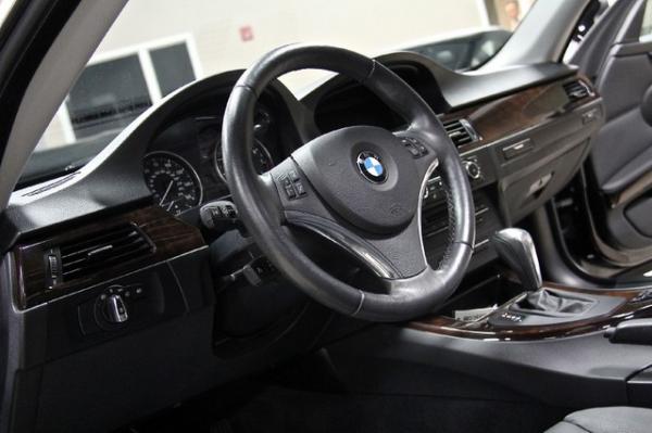 New-2011-BMW-328i-xDrive