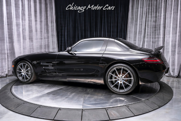 Used 2011 Mercedes-Benz SLS AMG Gullwing Coupe MSRP $195K+ BANG & OLUFSEN SOUND SYSTEM! for sale Sold at Chicago Motor Cars in West Chicago IL 60185 5