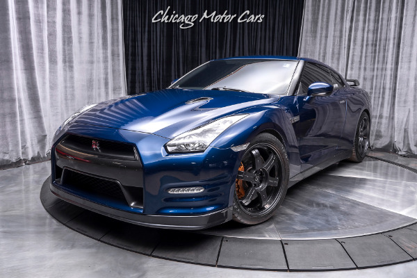 Used 2013 Nissan GT-R Premium Coupe 700+ hp! UPGRADED TRANSMISSION! for sale Sold at Chicago Motor Cars in West Chicago IL 60185 2