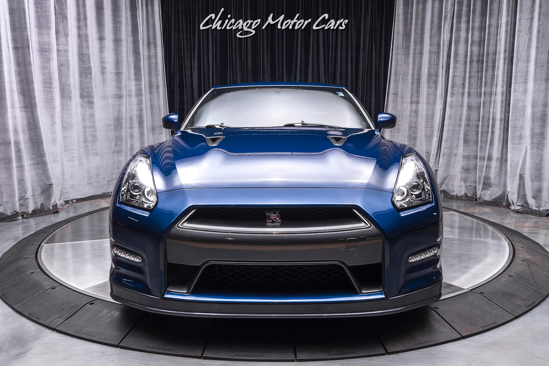 Used-2013-Nissan-GT-R-Premium-Coupe-700-hp-UPGRADED-TRANSMISSION