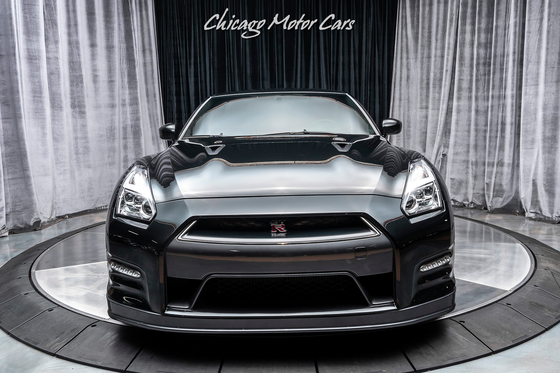 Used-2015-Nissan-GT-R-Premium-1500hp-801-14-mile-150K-in-Upgrades