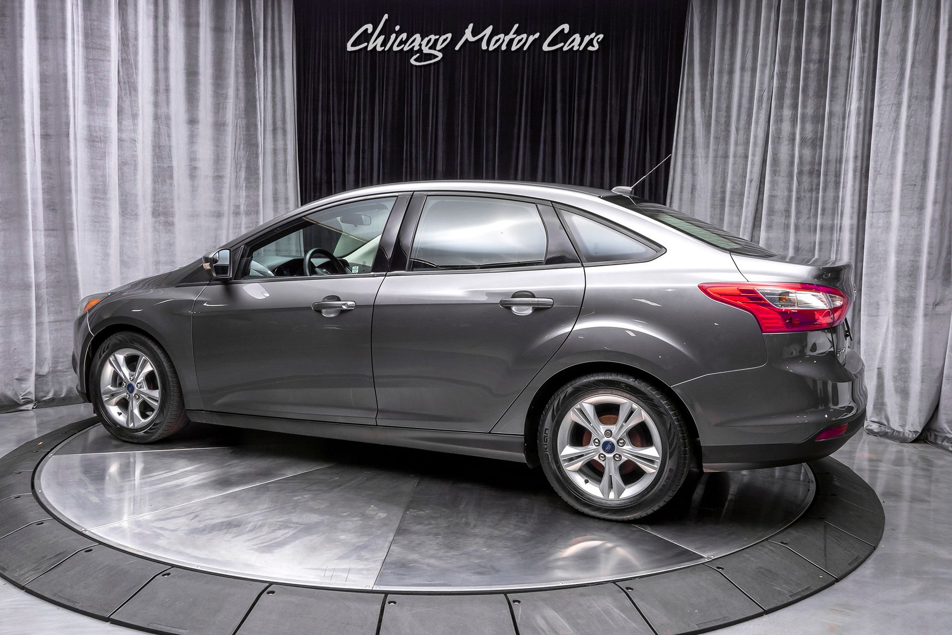 Used-2014-Ford-Focus-SE-Sedan-Great-Daily-Driver