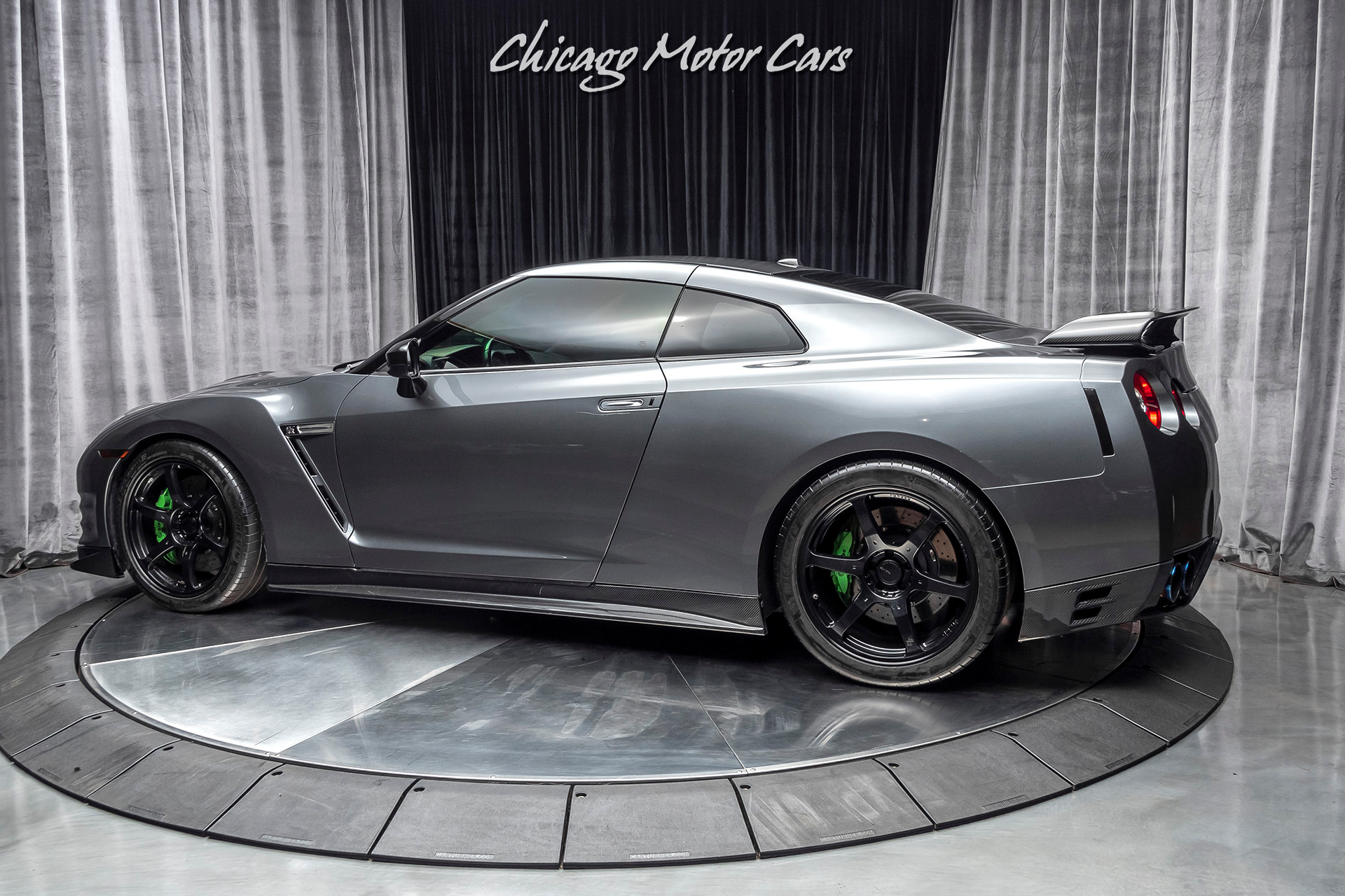 Used-2012-Nissan-GT-R-Black-Edition-Coupe-600HP-CARBON-FIBER