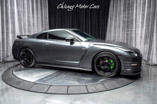 Used 2012 Nissan GT-R Black Edition Coupe 600HP! CARBON FIBER! for sale Sold at Chicago Motor Cars in West Chicago IL 60185 6