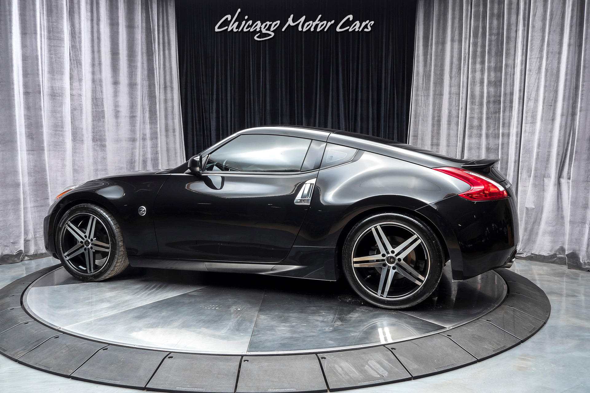 Used-2013-Nissan-370Z-Coupe-UPGRADED-19-Inch-Wheels-and-Headunit