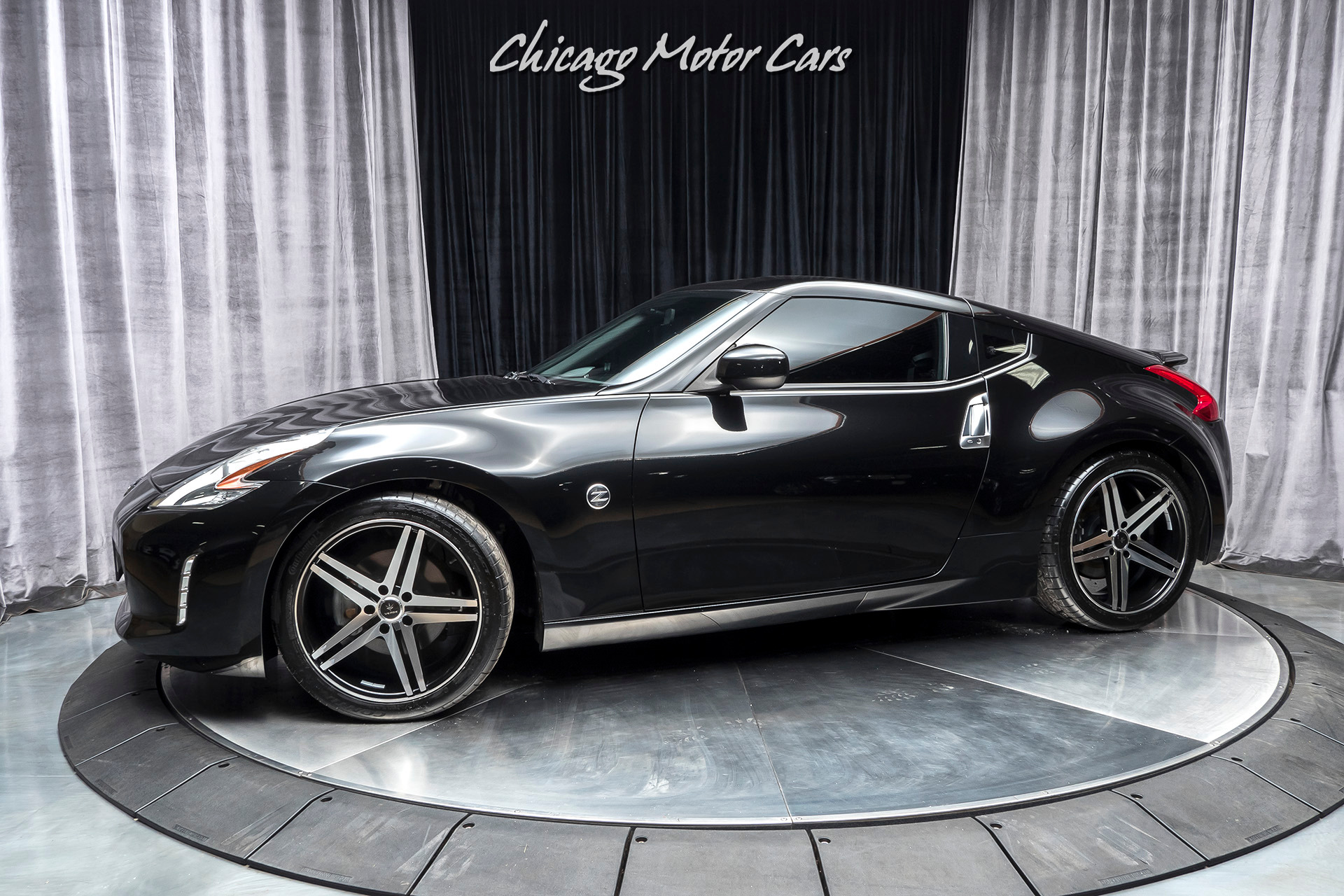 Used-2013-Nissan-370Z-Coupe-UPGRADED-19-Inch-Wheels-and-Headunit