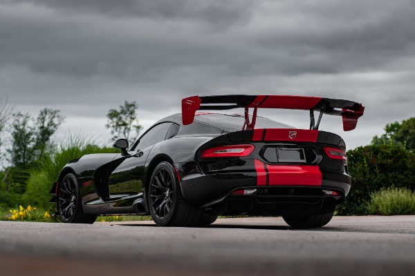 Used-2017-Dodge-Viper-ACR-128-EDITION-289-MILES--EXTREME-AERO-PKG-SIGNED-BY-FACTORY