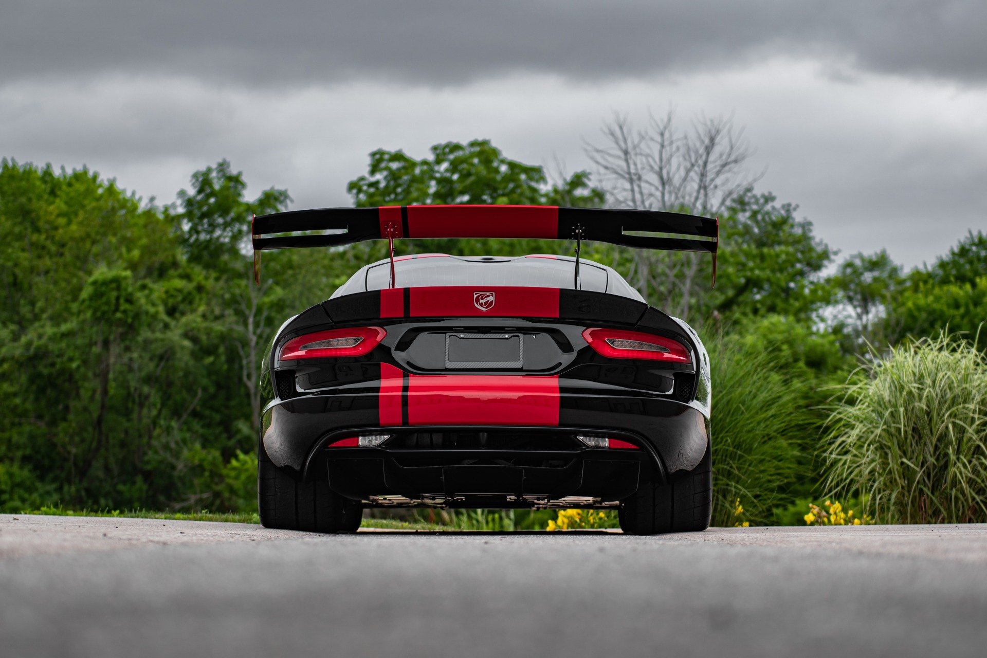 Used-2017-Dodge-Viper-ACR-128-EDITION-289-MILES--EXTREME-AERO-PKG-SIGNED-BY-FACTORY