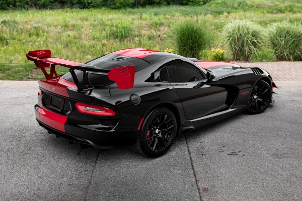 Used-2017-Dodge-Viper-ACR-128-EDITION-289-MILES--EXTREME-AERO-PKG-SIGNED-BY-FACTORY