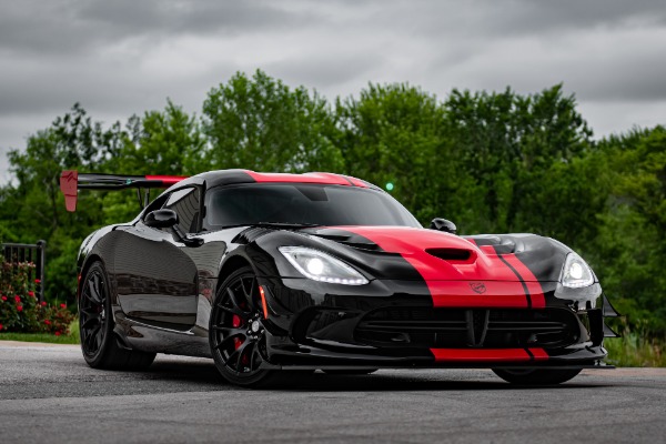Used 2017 Dodge Viper GTC ACR Coupe 1:28 Edition 311 Miles EXTREME AERO PKG SIGNED BY FACTORY for sale $875,800 at Chicago Motor Cars in West Chicago IL 60185 3