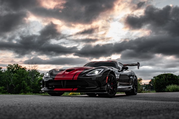 Used-2017-Dodge-Viper-ACR-128-EDITION-289-MILES--EXTREME-AERO-PKG-SIGNED-BY-FACTORY