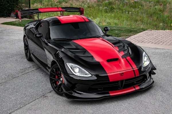 Used 2017 Dodge Viper GTC ACR Coupe 1:28 Edition 311 Miles EXTREME AERO PKG SIGNED BY FACTORY for sale $875,800 at Chicago Motor Cars in West Chicago IL 60185 5