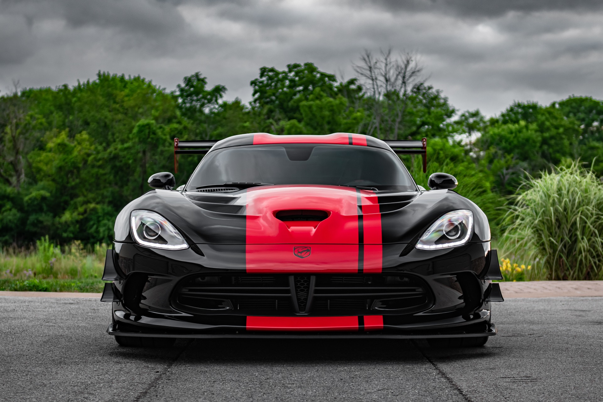 Used-2017-Dodge-Viper-ACR-128-EDITION-289-MILES--EXTREME-AERO-PKG-SIGNED-BY-FACTORY