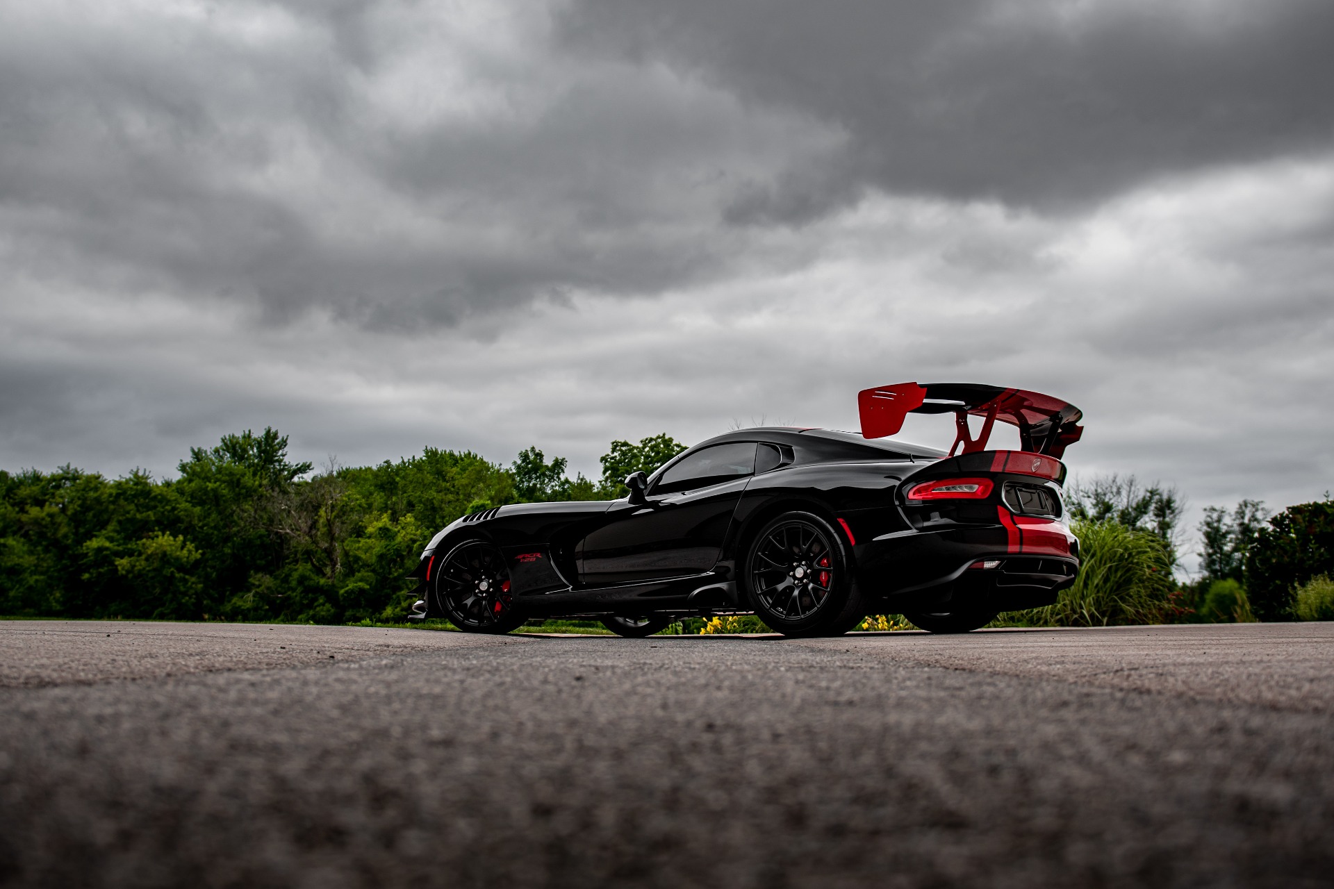 Used-2017-Dodge-Viper-ACR-128-EDITION-289-MILES--EXTREME-AERO-PKG-SIGNED-BY-FACTORY