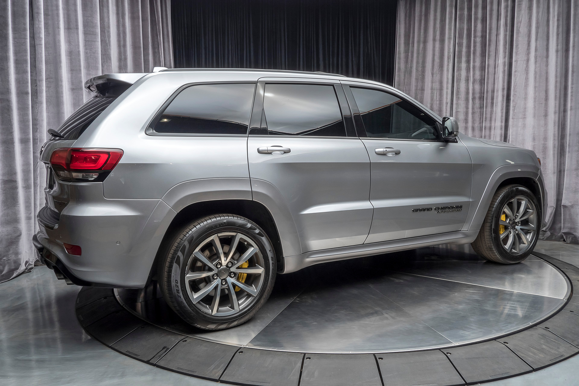 Used-2018-Jeep-Grand-Cherokee-Trackhawk-AWD-SUV-MSRP-97K-900HP-UPGRADES