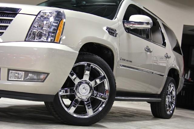 New-2008-Cadillac-Escalade-Luxury-Premium