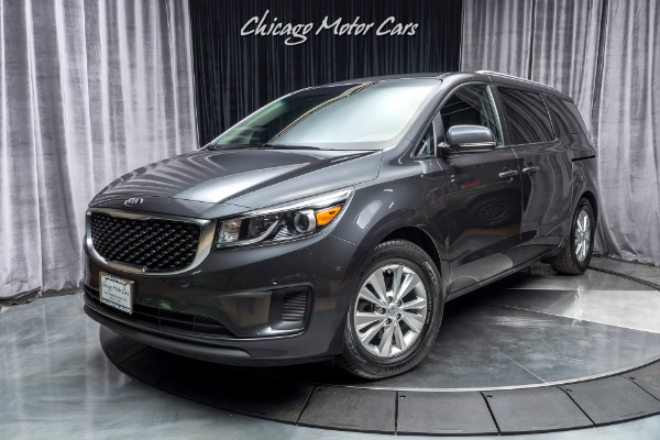Used 2017 Kia Sedona Sedona LX Mini-Van for sale Sold at Chicago Motor Cars in West Chicago IL 60185 2