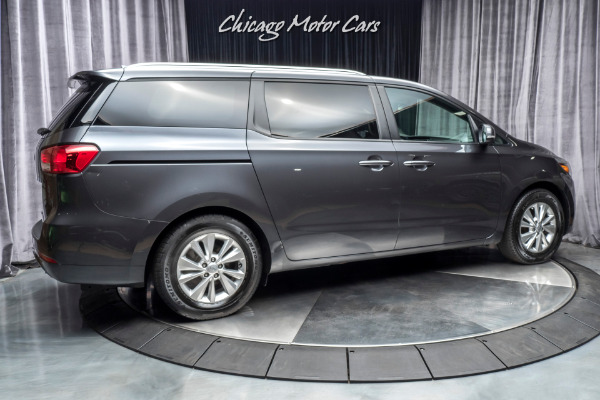 Used 2017 Kia Sedona Sedona LX Mini-Van for sale Sold at Chicago Motor Cars in West Chicago IL 60185 5