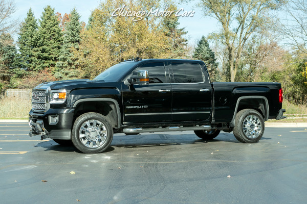 Used 2019 GMC Sierra Denali 2500HD Pickup-Truck 4WD $91k+MSRP Duramax Turbo Diesel! for sale Sold at Chicago Motor Cars in West Chicago IL 60185 1