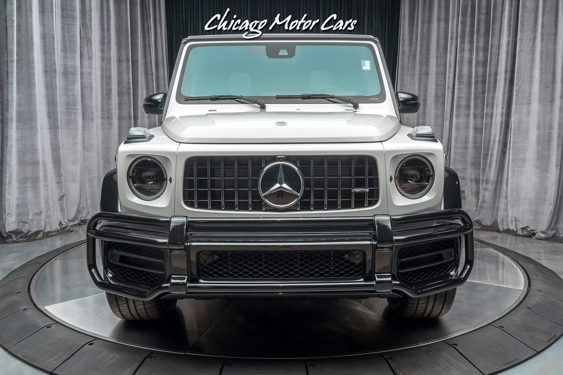 Used-2020-Mercedes-Benz-G63-AMG-SUV-Night-Package-Carbon-Fiber-HARD-LOADED