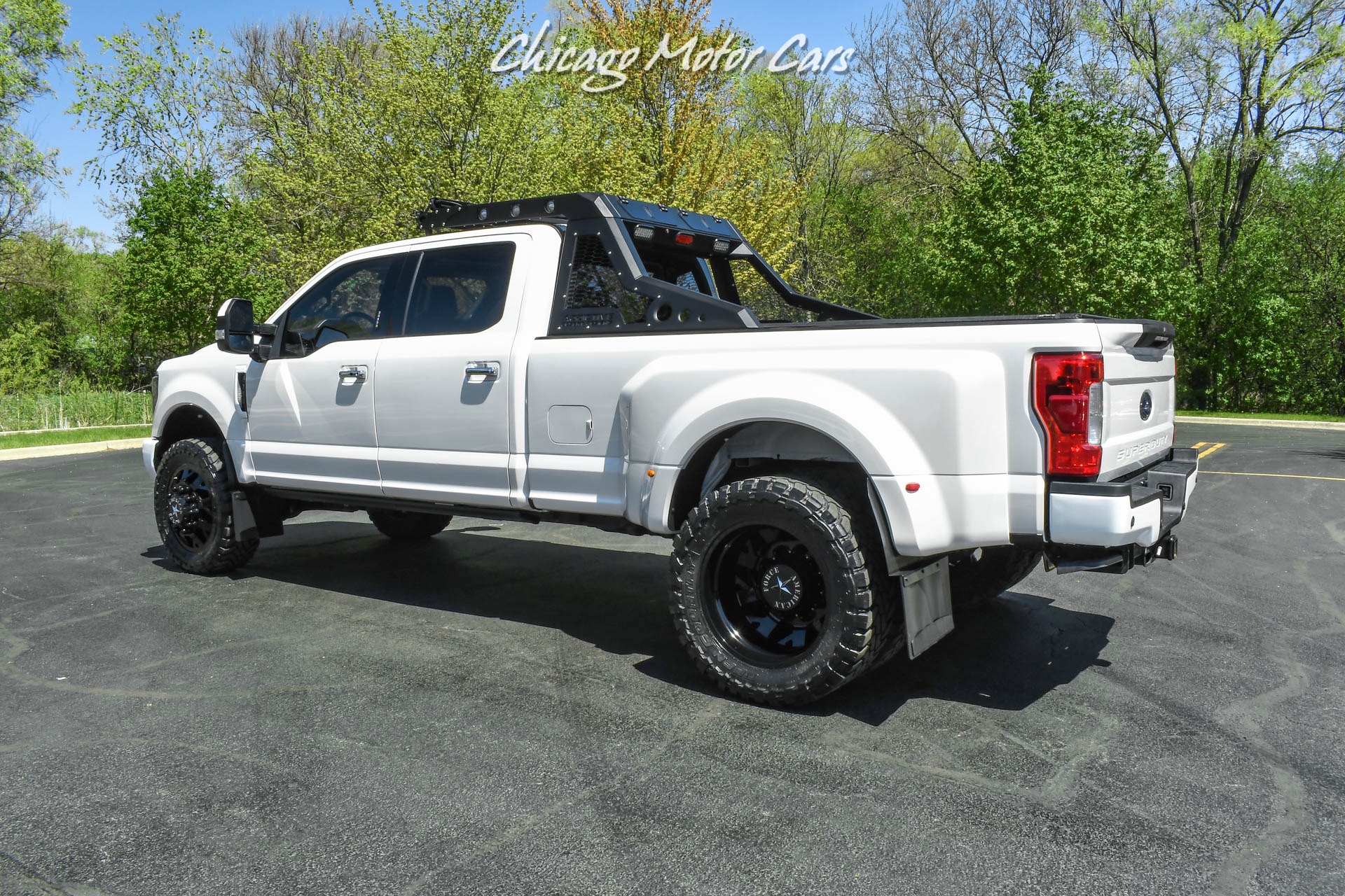 Used-2017-Ford-F-350-Super-Duty-Lariat-Crew-Cab-4x4-SEMA-TRUCK-Lariat-Crew-Cab-4x4-67L-Powerstroke-Diesel--Upgrades