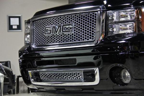 New-2009-GMC-Sierra-1500-Denali