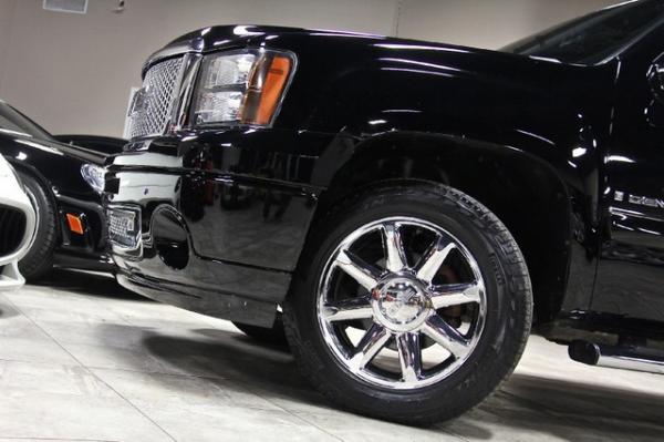 New-2009-GMC-Sierra-1500-Denali