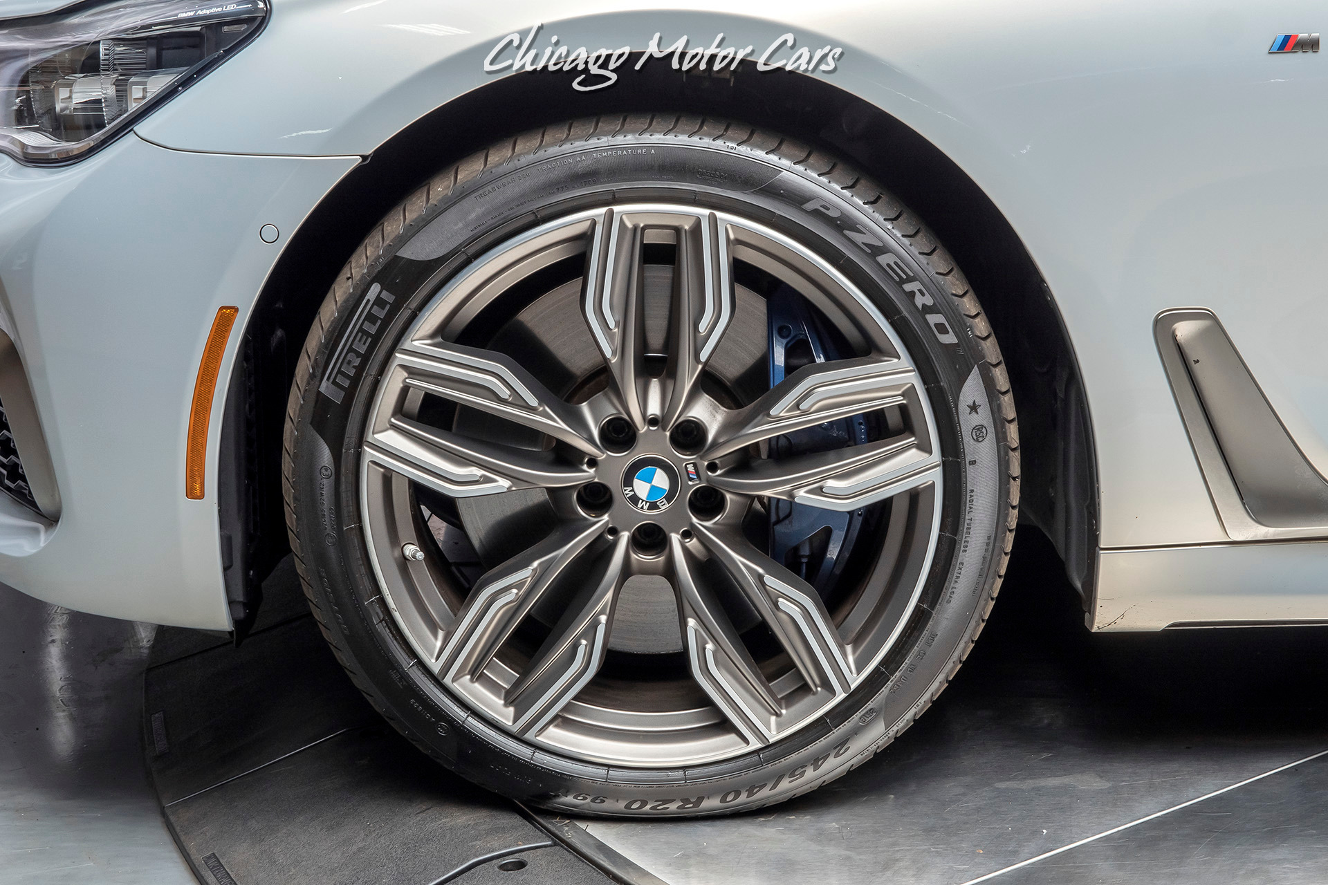 Used-2018-BMW-M760i-xDrive-Sedan-ORIGINAL-MSRP-175K-600HP-V12-WORLD-CLASS-LUXURY-SEDAN