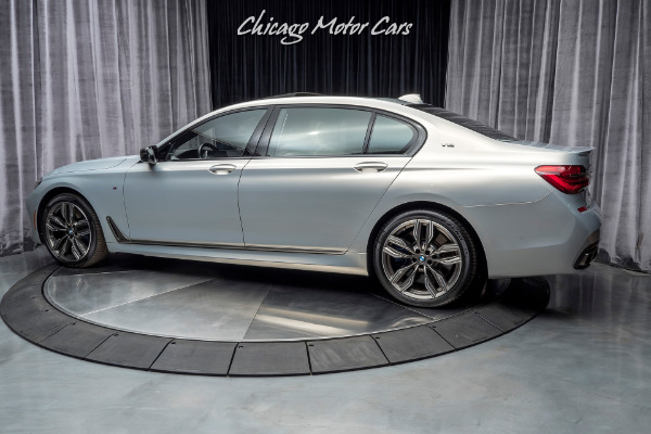 Used 2018 BMW M760i xDrive Sedan ORIGINAL MSRP $175K+ 600HP V12! WORLD CLASS LUXURY SEDAN! for sale Sold at Chicago Motor Cars in West Chicago IL 60185 3