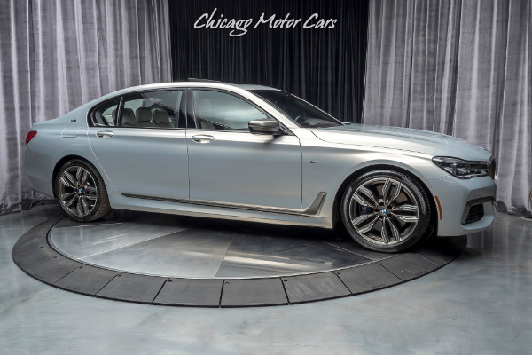 Used 2018 BMW M760i xDrive Sedan ORIGINAL MSRP $175K+ 600HP V12! WORLD CLASS LUXURY SEDAN! for sale Sold at Chicago Motor Cars in West Chicago IL 60185 6