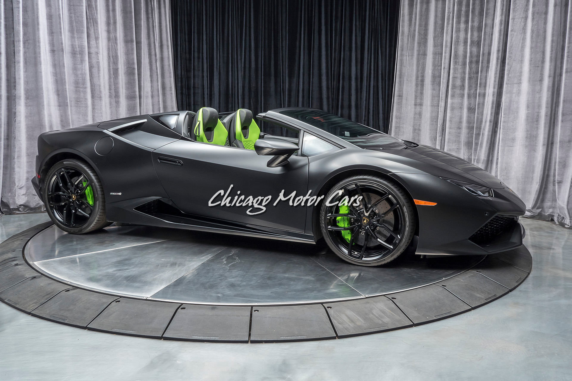 Used-2017-Lamborghini-Huracan-LP610-4-Spyder-Original-MSRP-301445-LOADED-AWD-Stunning