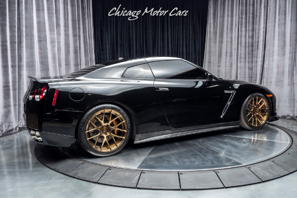 Used 2010 Nissan GT-R Premium Coupe UPGRADES! VERY WELL MAINTAINED! for sale Sold at Chicago Motor Cars in West Chicago IL 60185 5