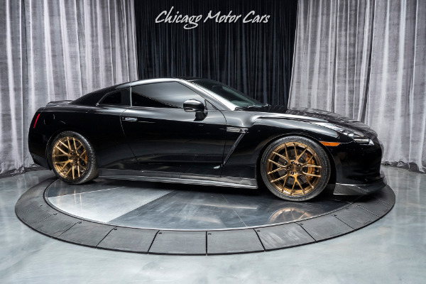 Used 2010 Nissan GT-R Premium Coupe UPGRADES! VERY WELL MAINTAINED! for sale Sold at Chicago Motor Cars in West Chicago IL 60185 6
